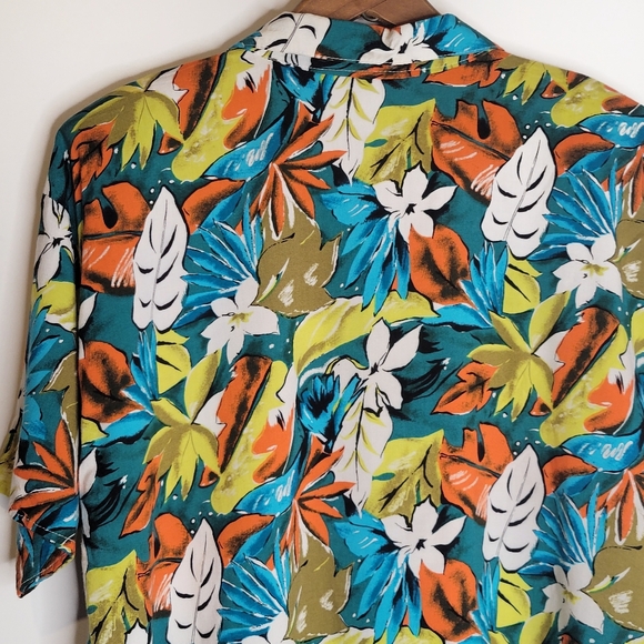 Vintage Floral Tropical Short Sleeve Blouse - Picture 6 of 7